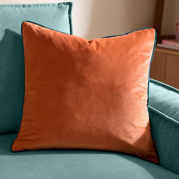 Furn. Square Cushion Cover