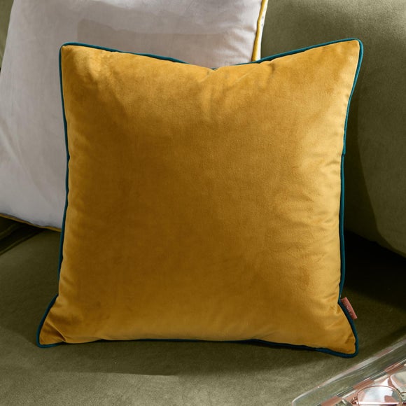 Furn. Square Cushion Cover