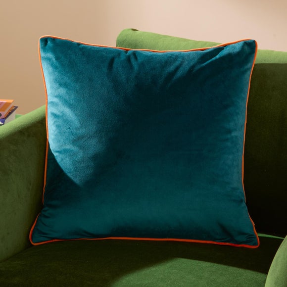 Furn. Square Cushion Cover