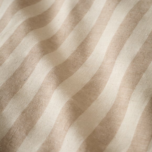 Carousel navigation image position 3 of 5