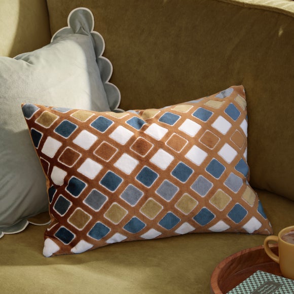 View Furn. Metro Diamond Velvet Rectangle Cushion View Furn. Metro Diamond Velvet Rectangle Cushion