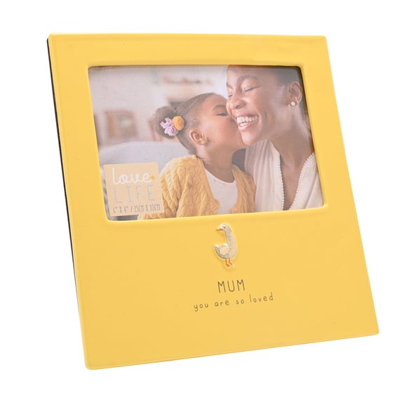 Carousel navigation image position 3 of 4