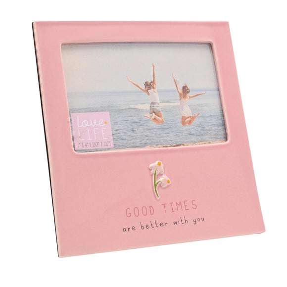 Carousel navigation image position 3 of 4