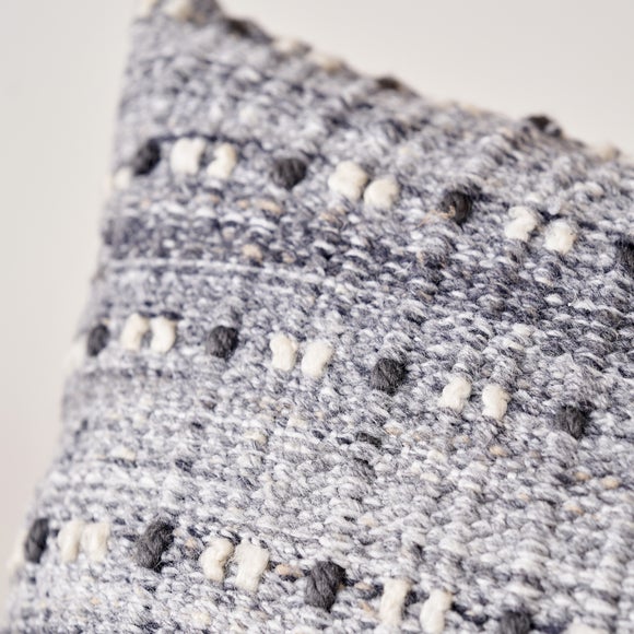 Carousel navigation image position 3 of 6