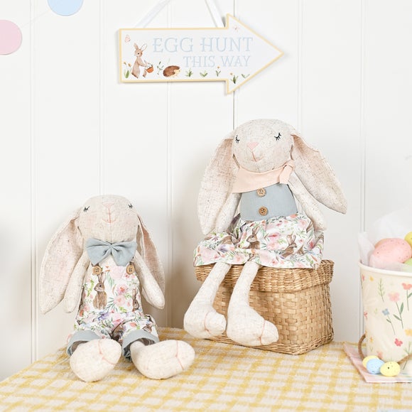 Eggstraordinary Gift Co. Set of 2 Sitting Bunny Ornaments