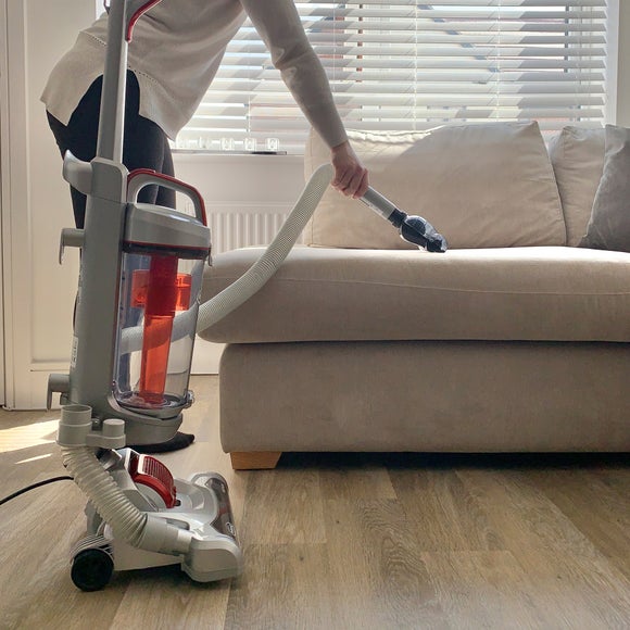 Ewbank 700w Bagless Pet Upright Vacuum Cleaner