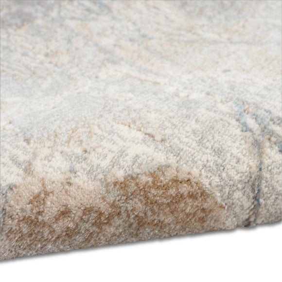 Carousel navigation image position 4 of 6