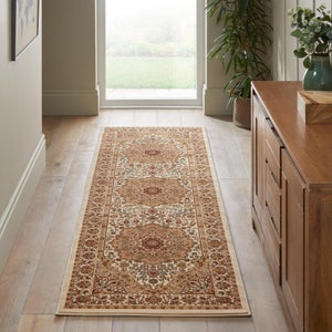 Concept Looms Grand Heritage Plush Medallion Runner