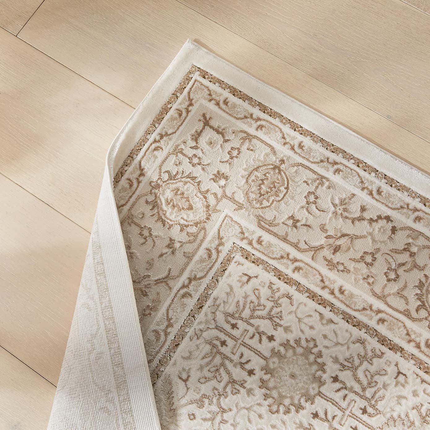 Carousel zoom image position 3 of 8