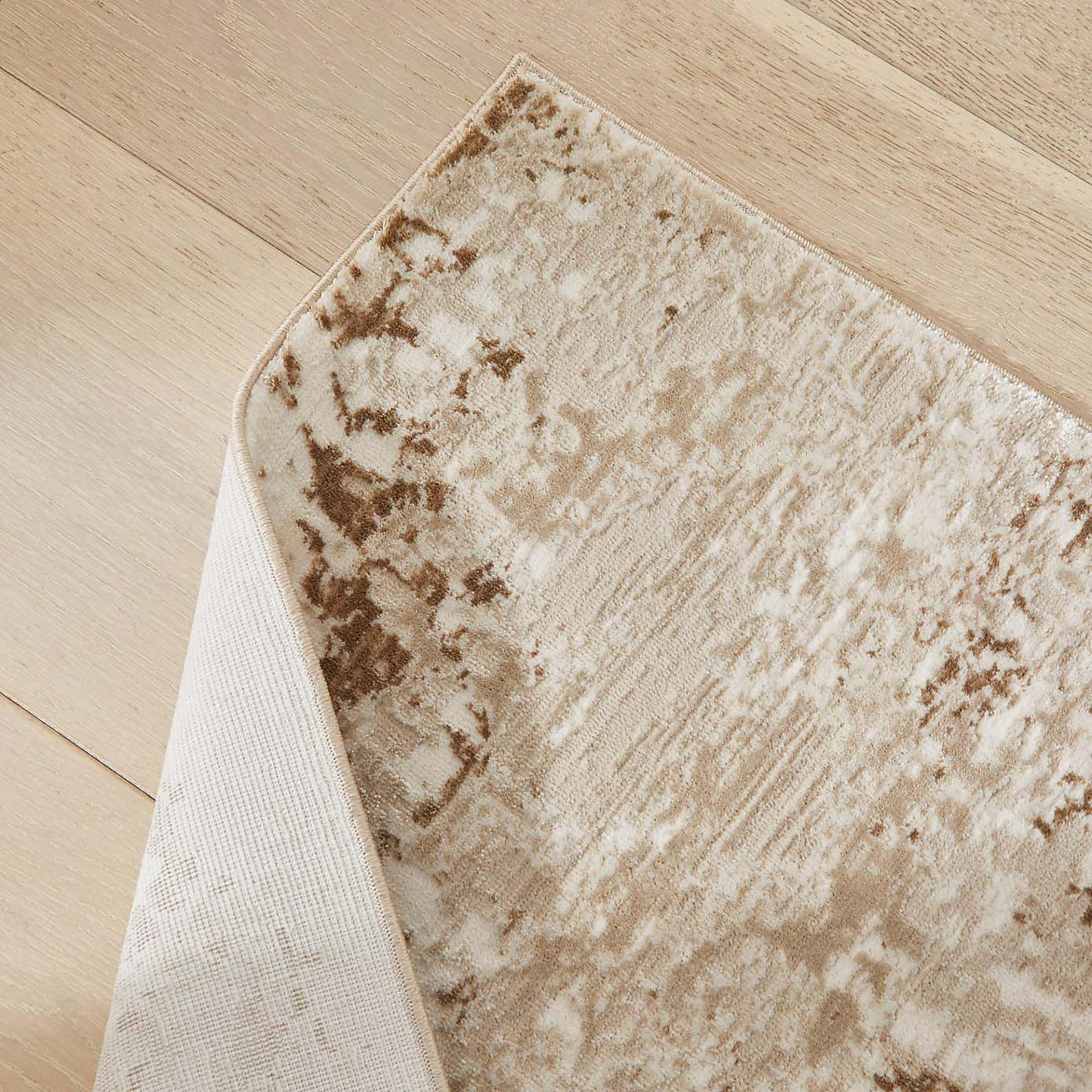 Carousel zoom image position 3 of 8