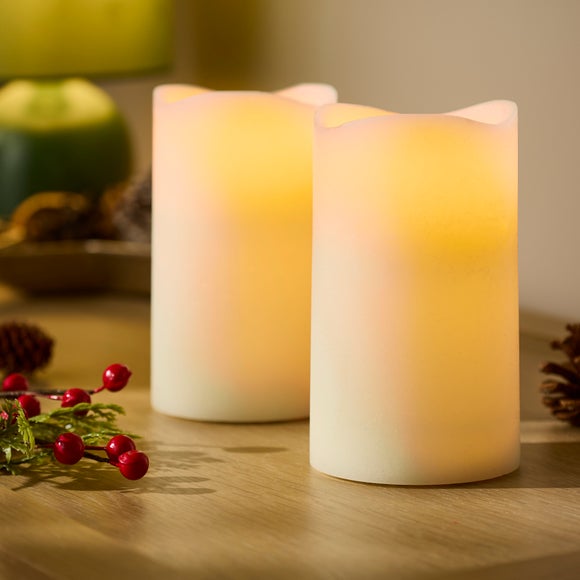 Set of 2 Cinnamon Vanilla Scented LED Candles