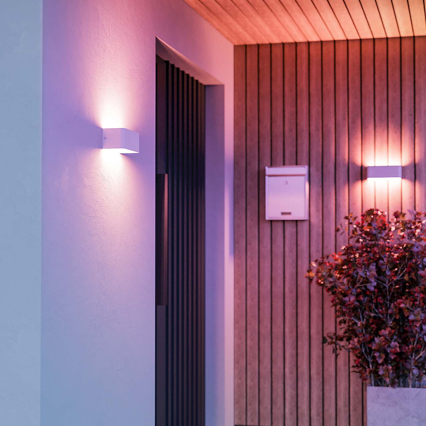 Carousel zoom image position 2 of 4