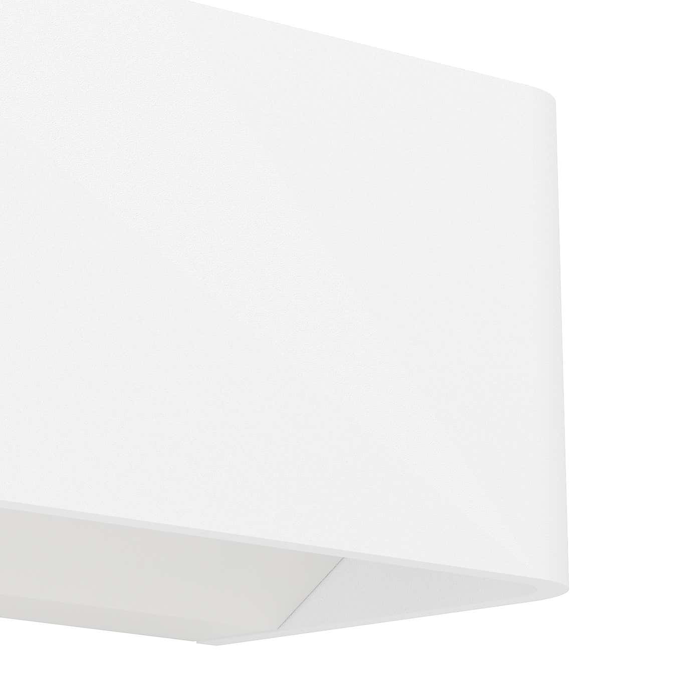 Carousel zoom image position 3 of 4