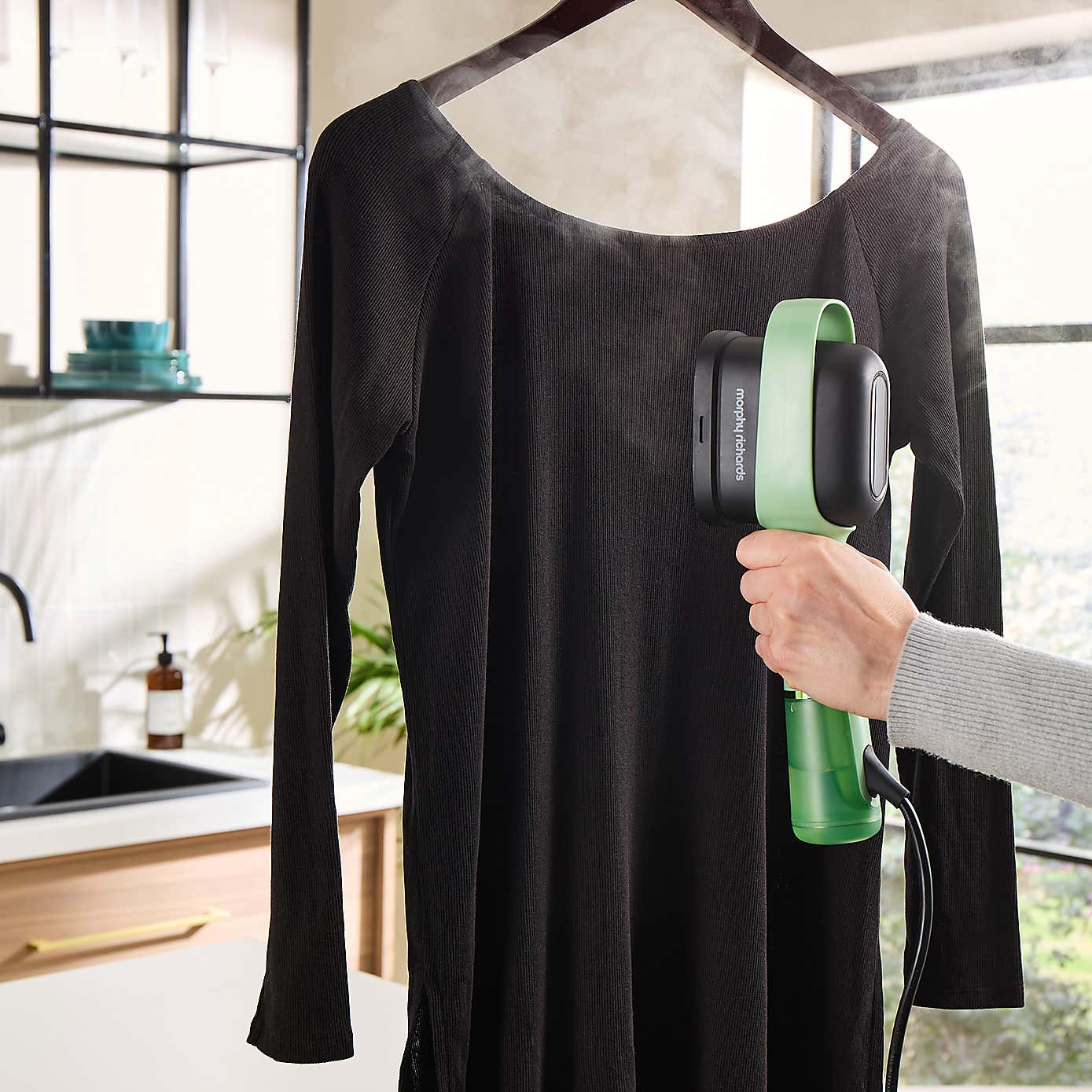 Carousel zoom image position 2 of 8