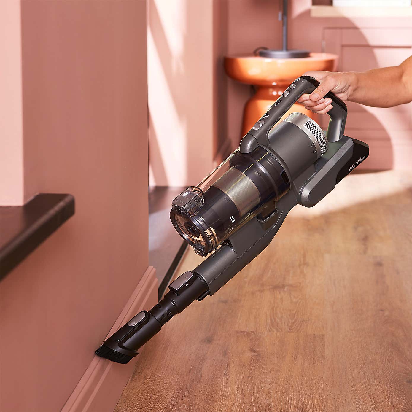 Carousel zoom image position 7 of 9