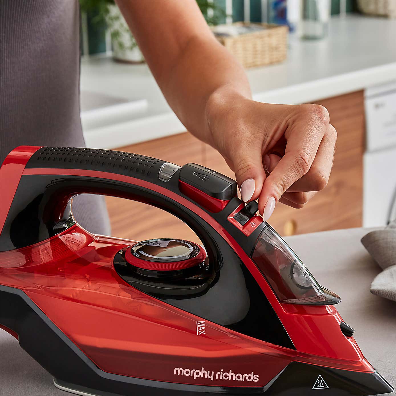 Carousel zoom image position 6 of 9