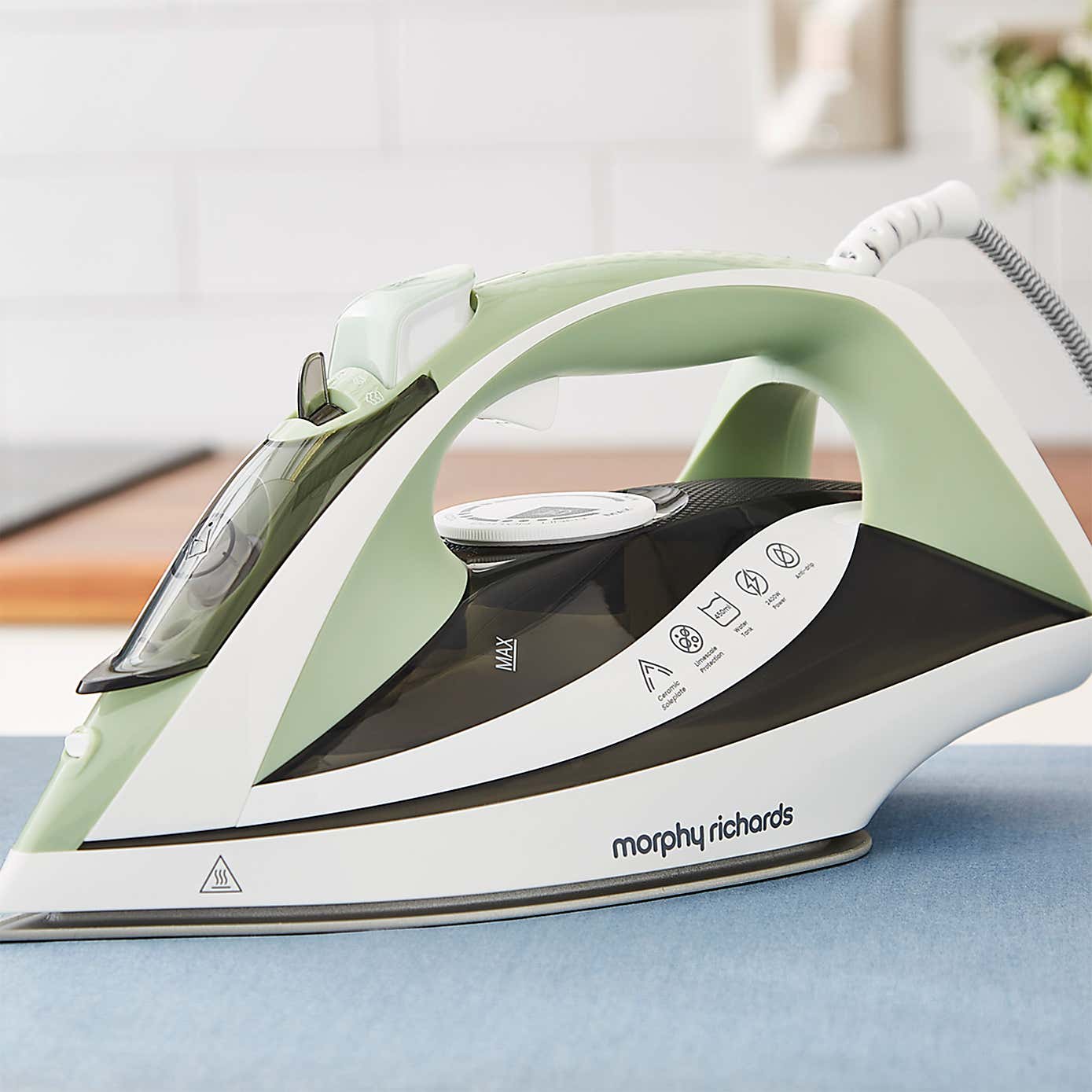 Carousel zoom image position 2 of 8