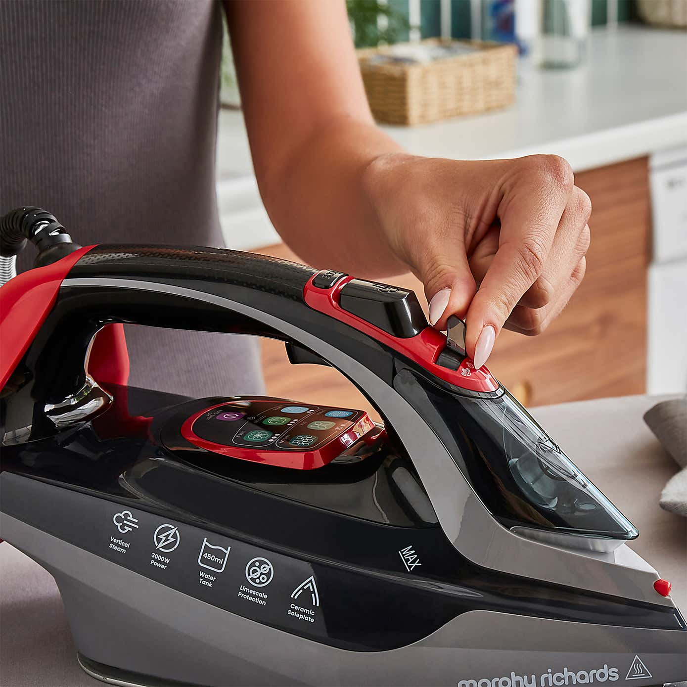 Carousel zoom image position 7 of 9