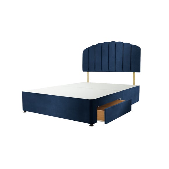 Carousel navigation image position 2 of 4