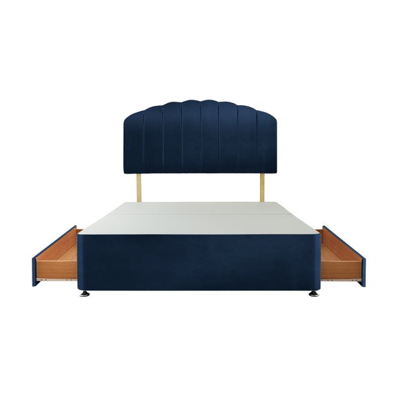 Carousel navigation image position 3 of 4