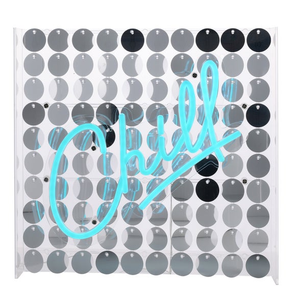 Carousel navigation image position 3 of 7