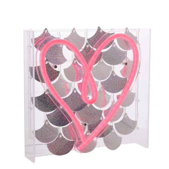 Carousel navigation image position 4 of 6