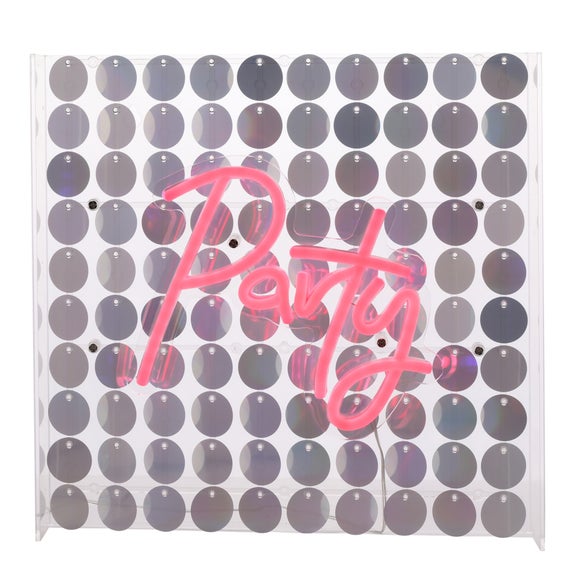 Carousel navigation image position 3 of 6