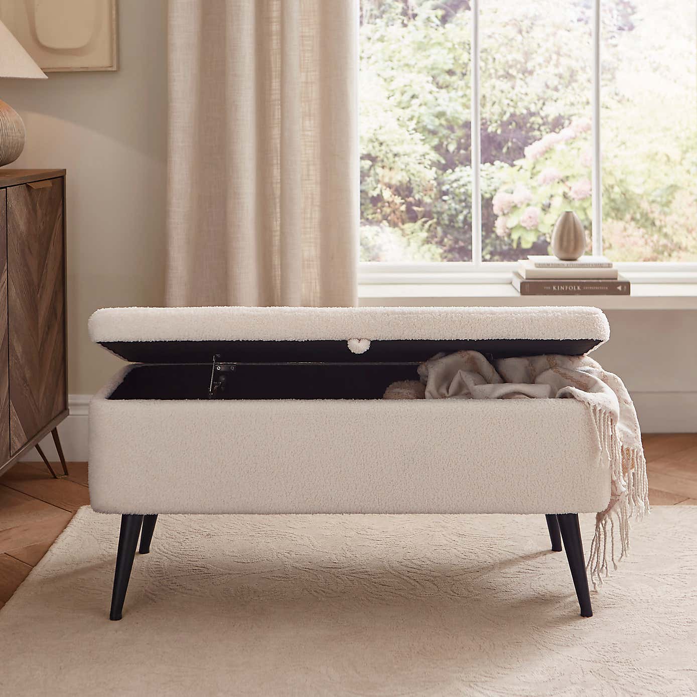 Carousel zoom image position 2 of 7