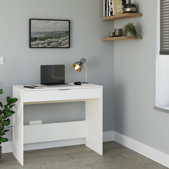 Return - Neeve Desk