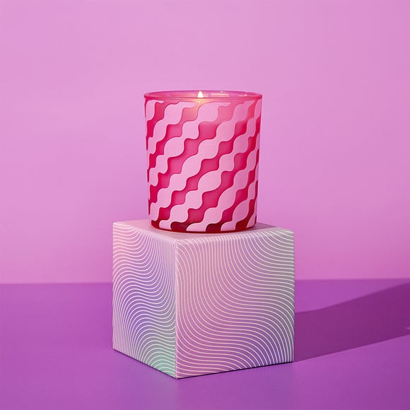 Carousel navigation image position 2 of 6