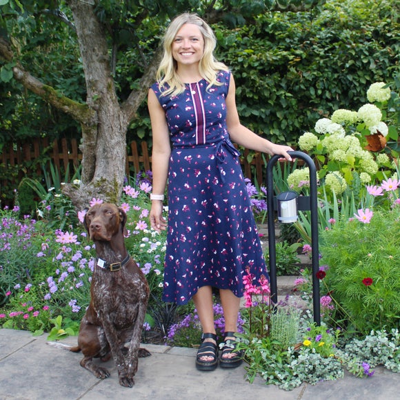 Carousel navigation image position 2 of 7