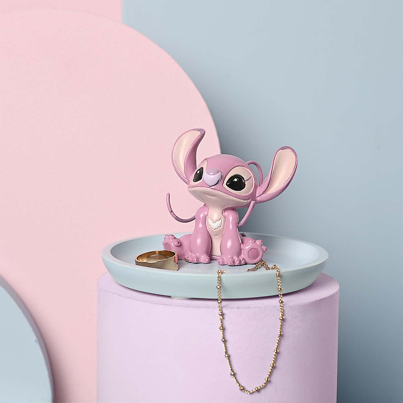 Carousel zoom image position 2 of 6