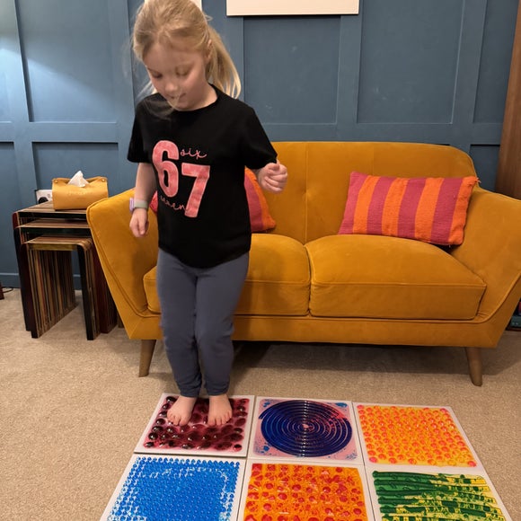 Carousel navigation image position 3 of 9