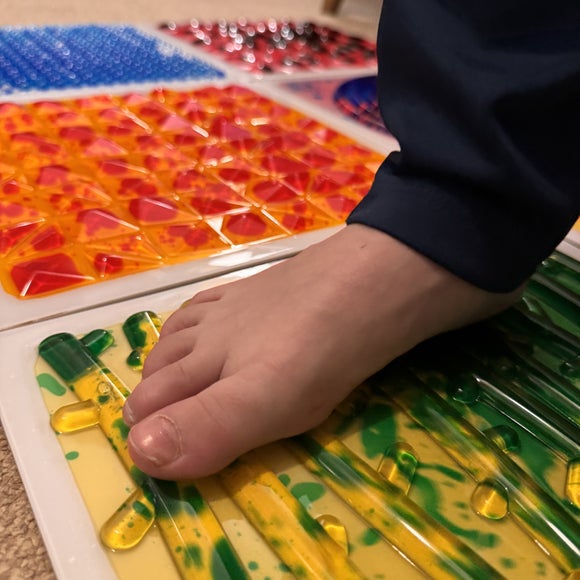 Carousel navigation image position 7 of 9