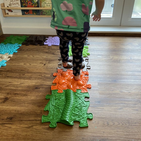 Carousel navigation image position 8 of 8