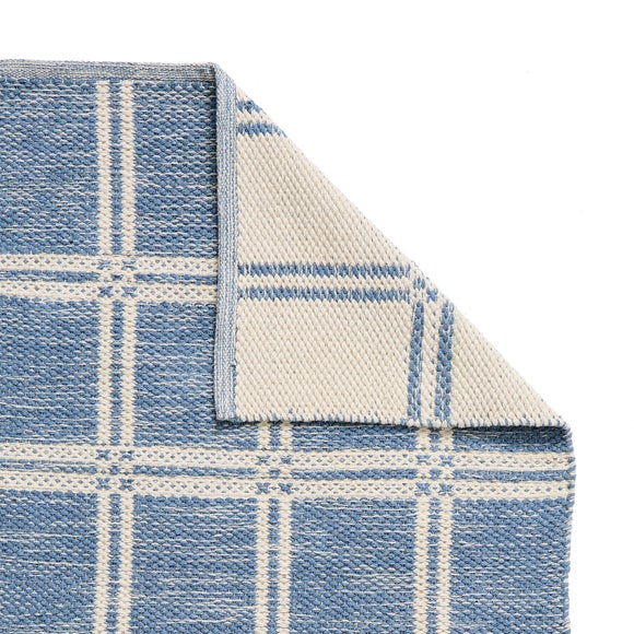 Carousel navigation image position 3 of 6