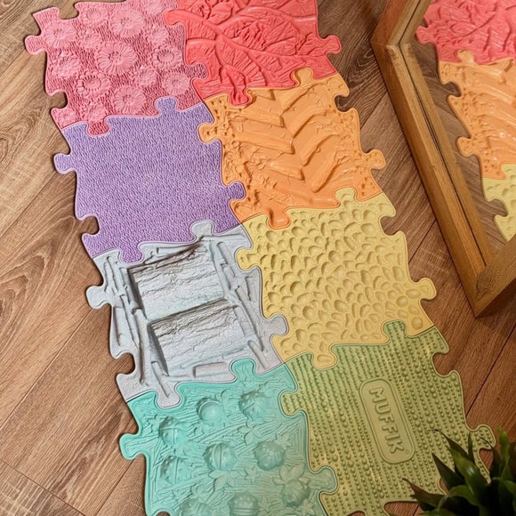 Carousel navigation image position 3 of 6