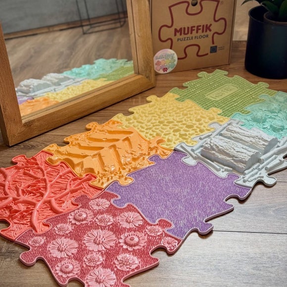 Carousel navigation image position 4 of 6