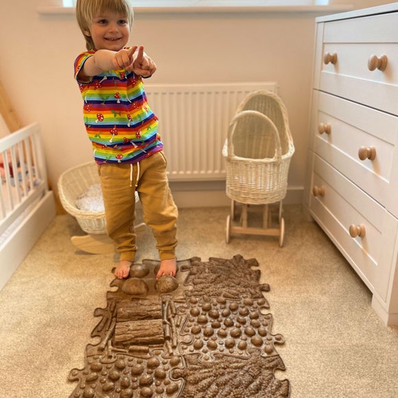 Carousel navigation image position 5 of 6