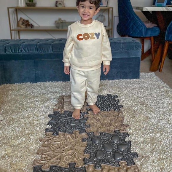 Carousel navigation image position 3 of 5