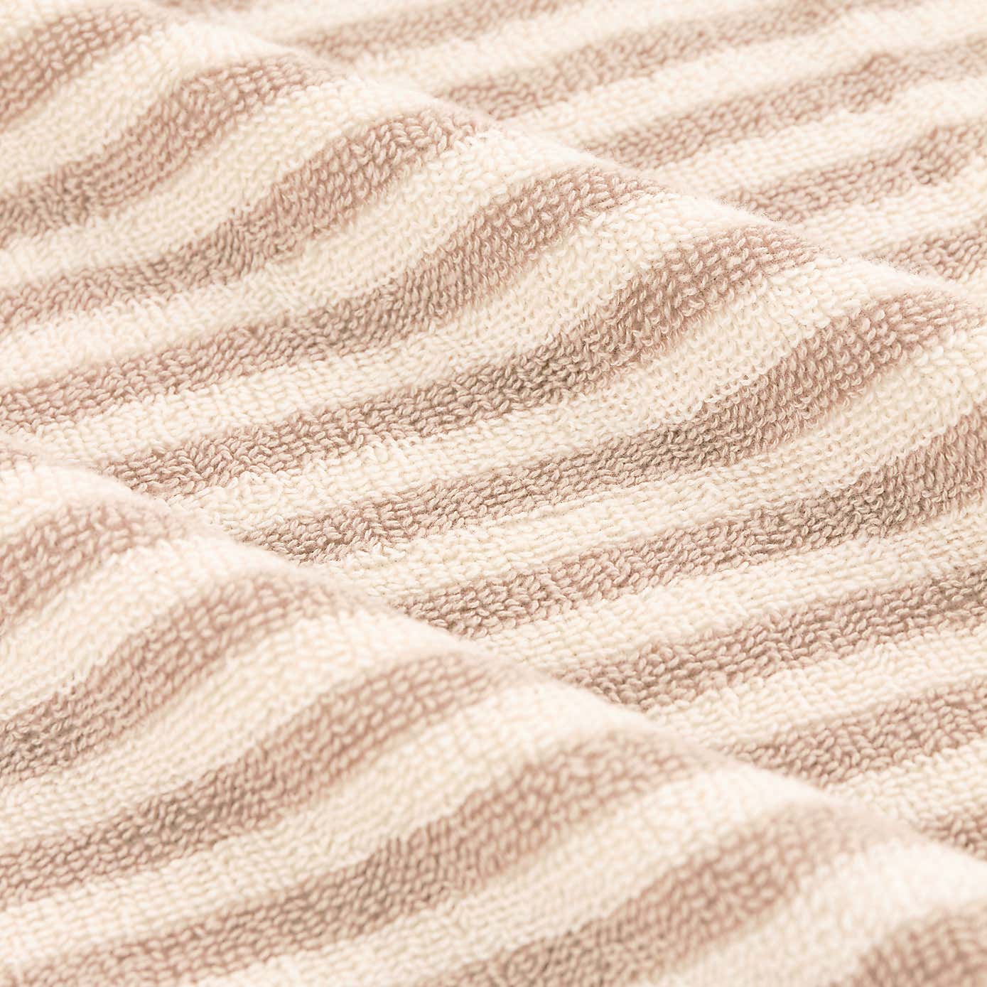 Carousel zoom image position 2 of 3