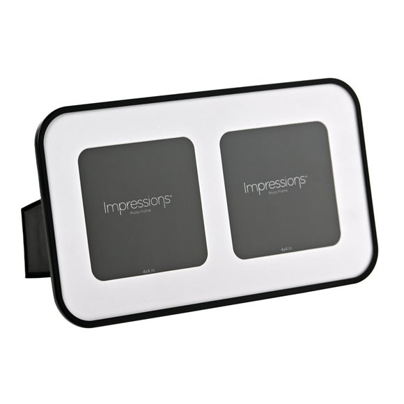 Carousel navigation image position 2 of 3