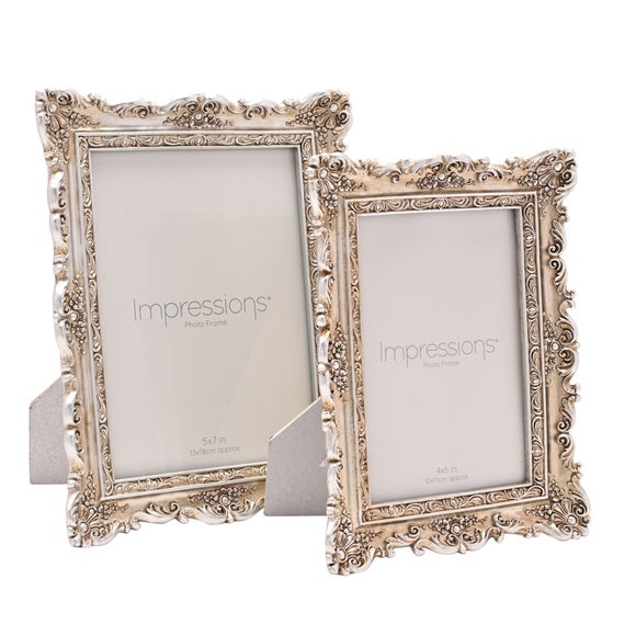 Carousel navigation image position 4 of 4