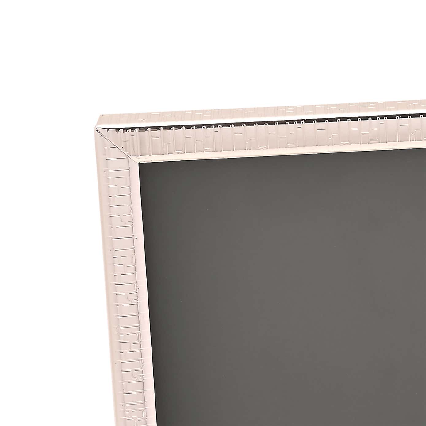 Carousel zoom image position 3 of 5