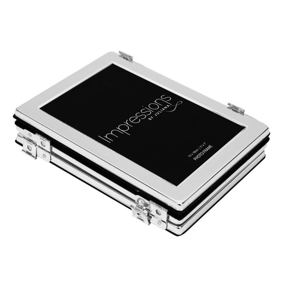 Carousel navigation image position 3 of 3