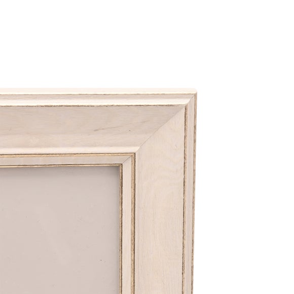 Carousel navigation image position 3 of 5