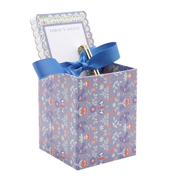 Carousel zoom image position 2 of 7