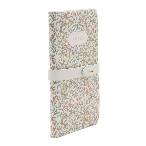 Carousel zoom image position 3 of 7