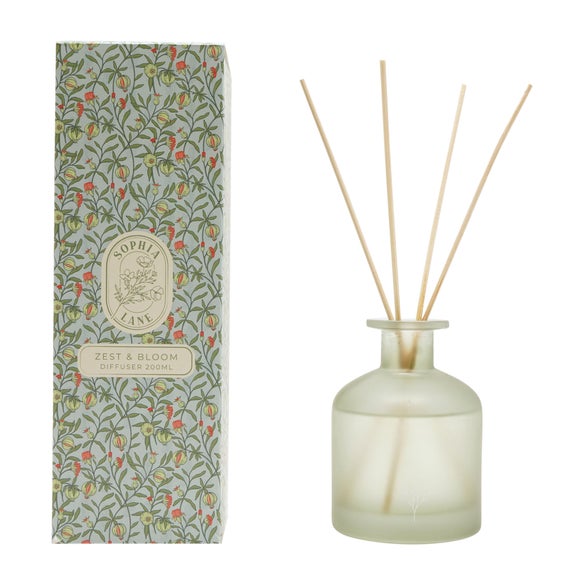 Carousel navigation image position 2 of 7