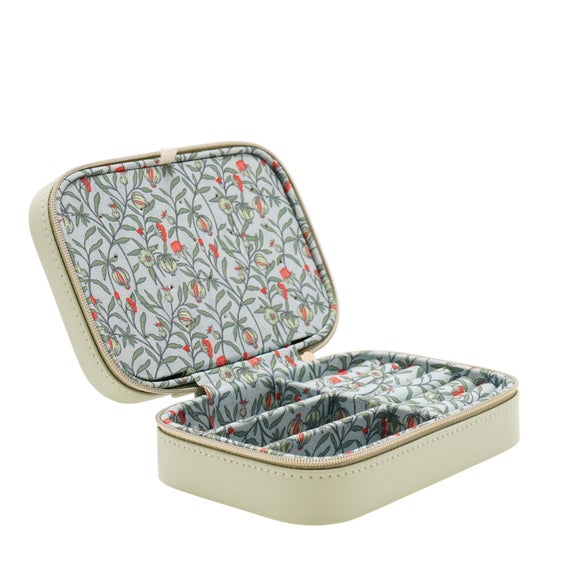 Carousel navigation image position 2 of 8